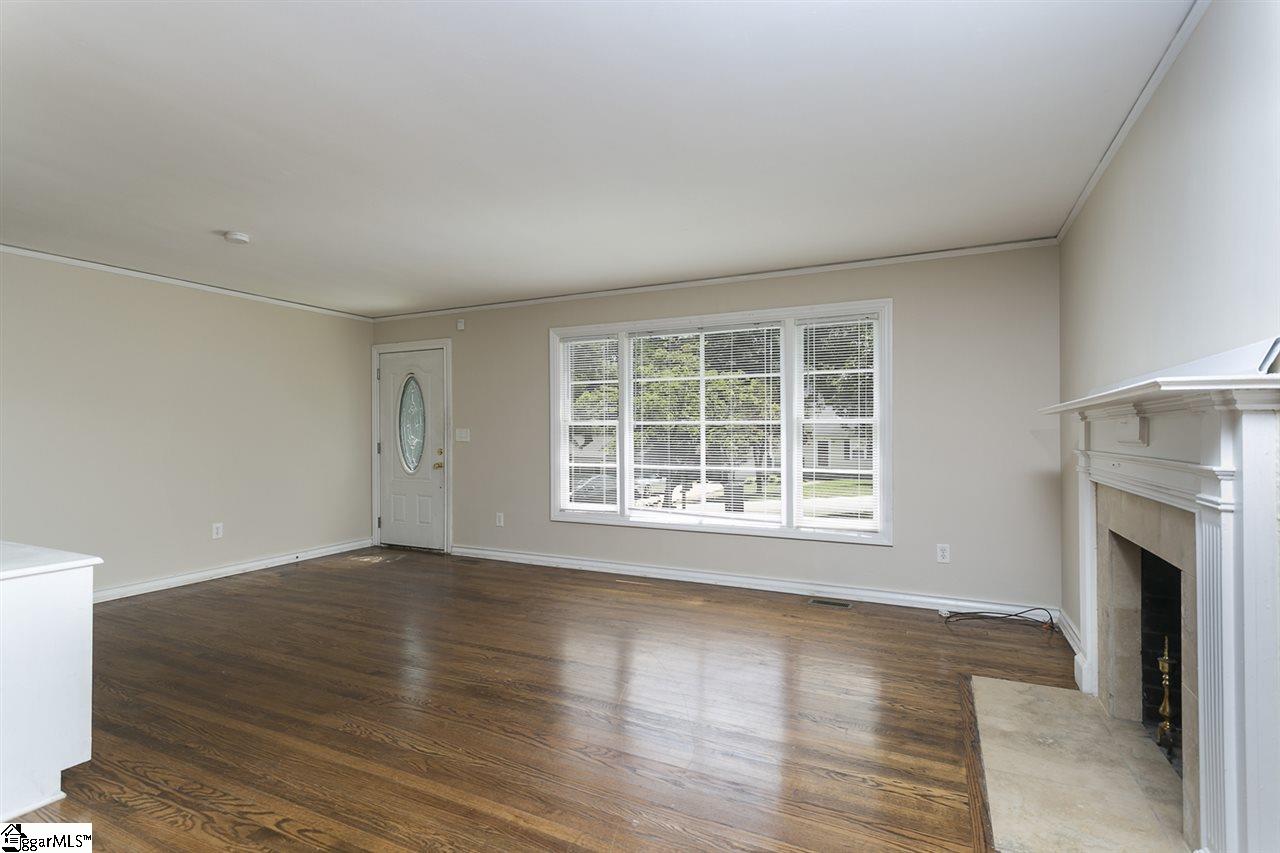 3 Deerfield Road Greenville, SC 29605 - Photo 6 of 20 Gallery Image 6