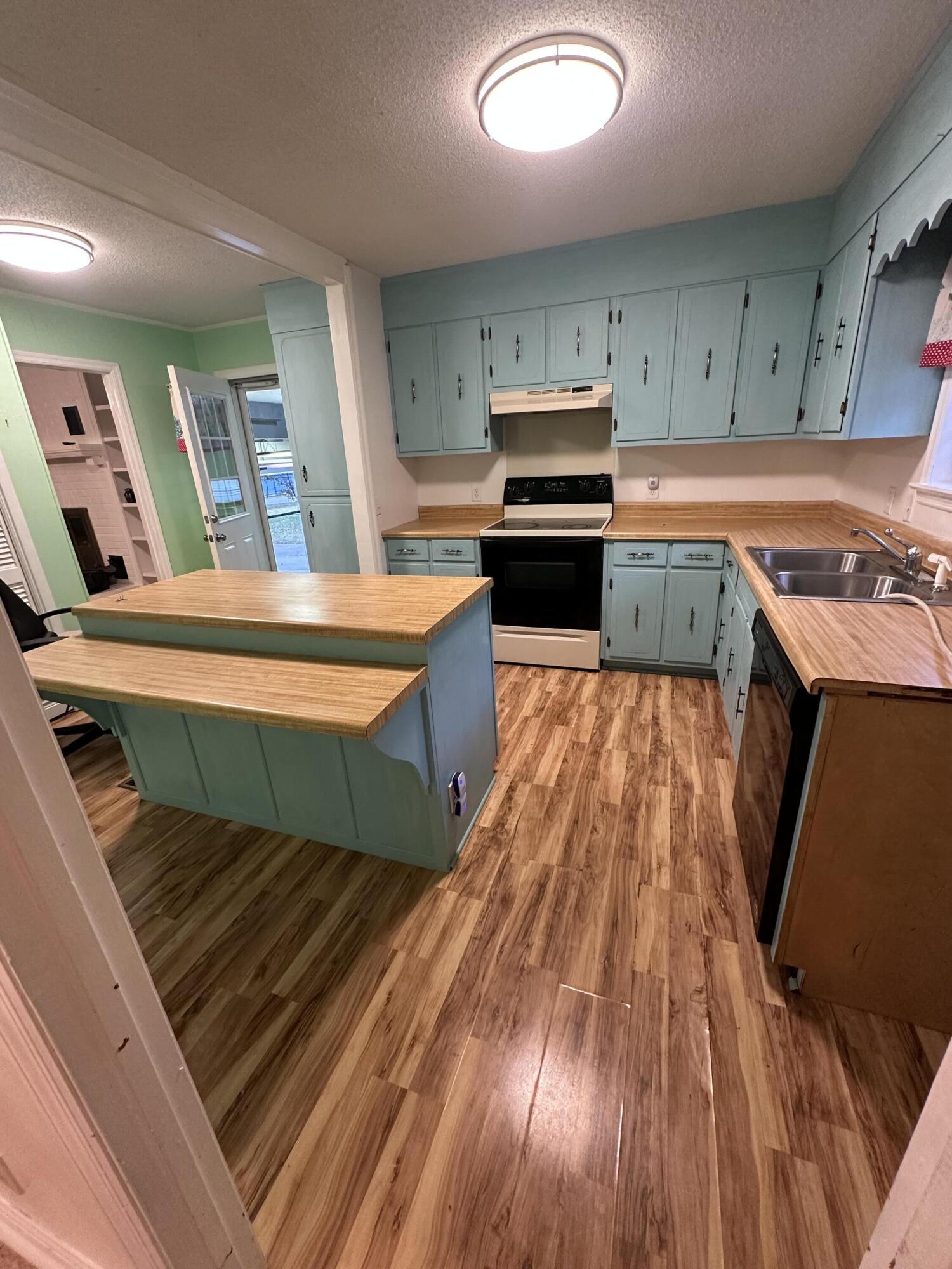 114 Hancock Road Jasper, TN 37347 - Photo 9 of 20 IMG_2054