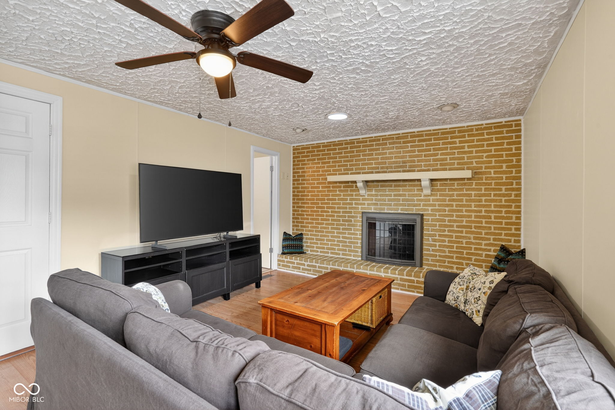 209 Ann Avenue Pendleton, IN 46064 - Photo 12 of 37