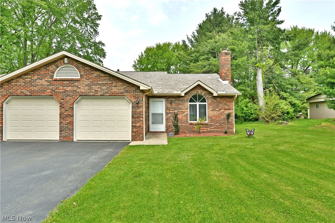 2237 Cadwallader-Sonk Road, Unit A Cortland, OH 44410 - Photo 2 of 50