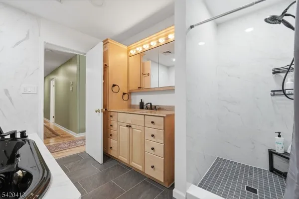 $799,000 | 13 Central Avenue, Whitehouse Station, NJ 08889