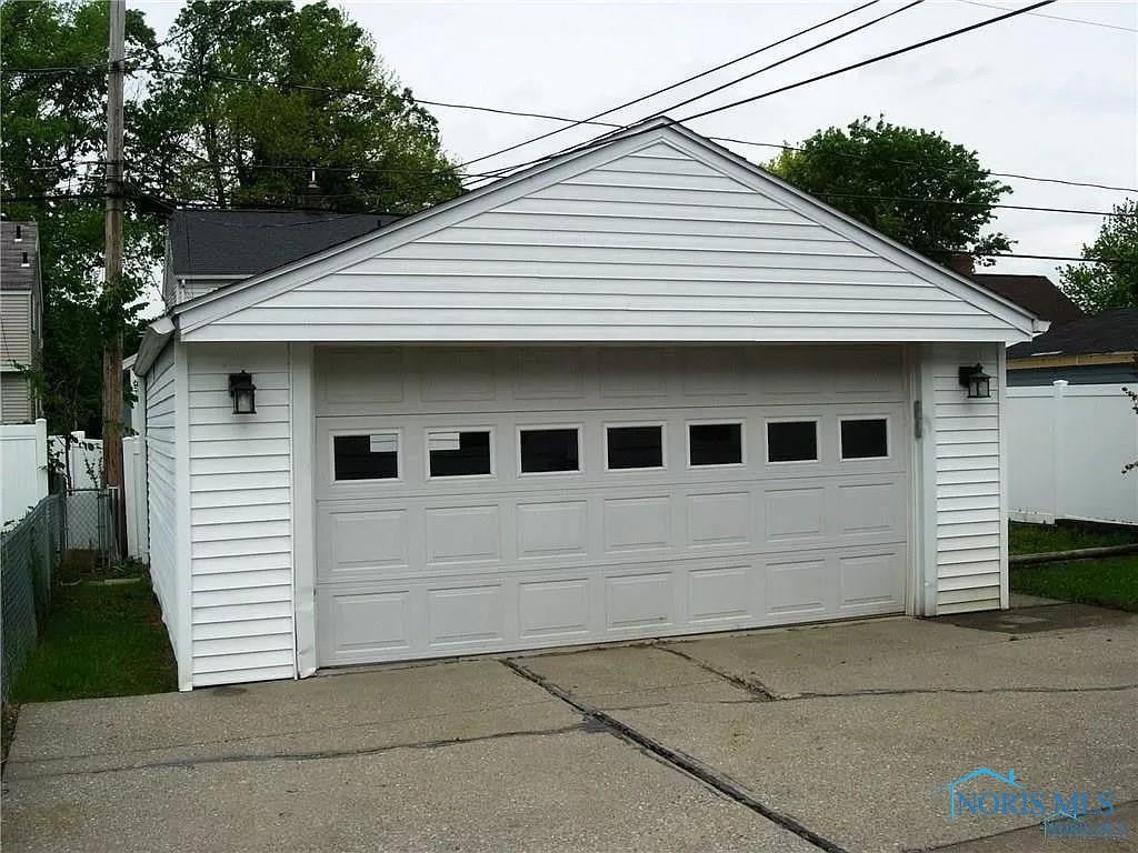 652 Southover Road Toledo, OH 43612 - Photo 16 of 16 Gallery Image 16