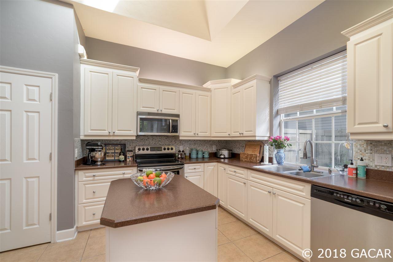 8931 Southwest 63rd Place Gainesville, FL 32608 - Photo 4 of 17