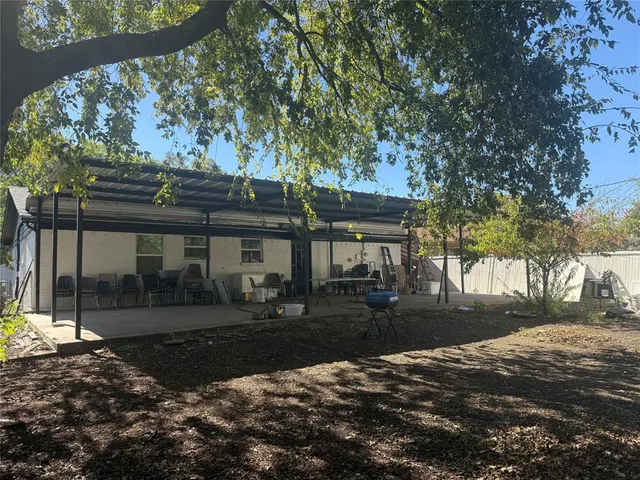 $280,000 | 765 Ivywood Drive, Dallas, TX 75232