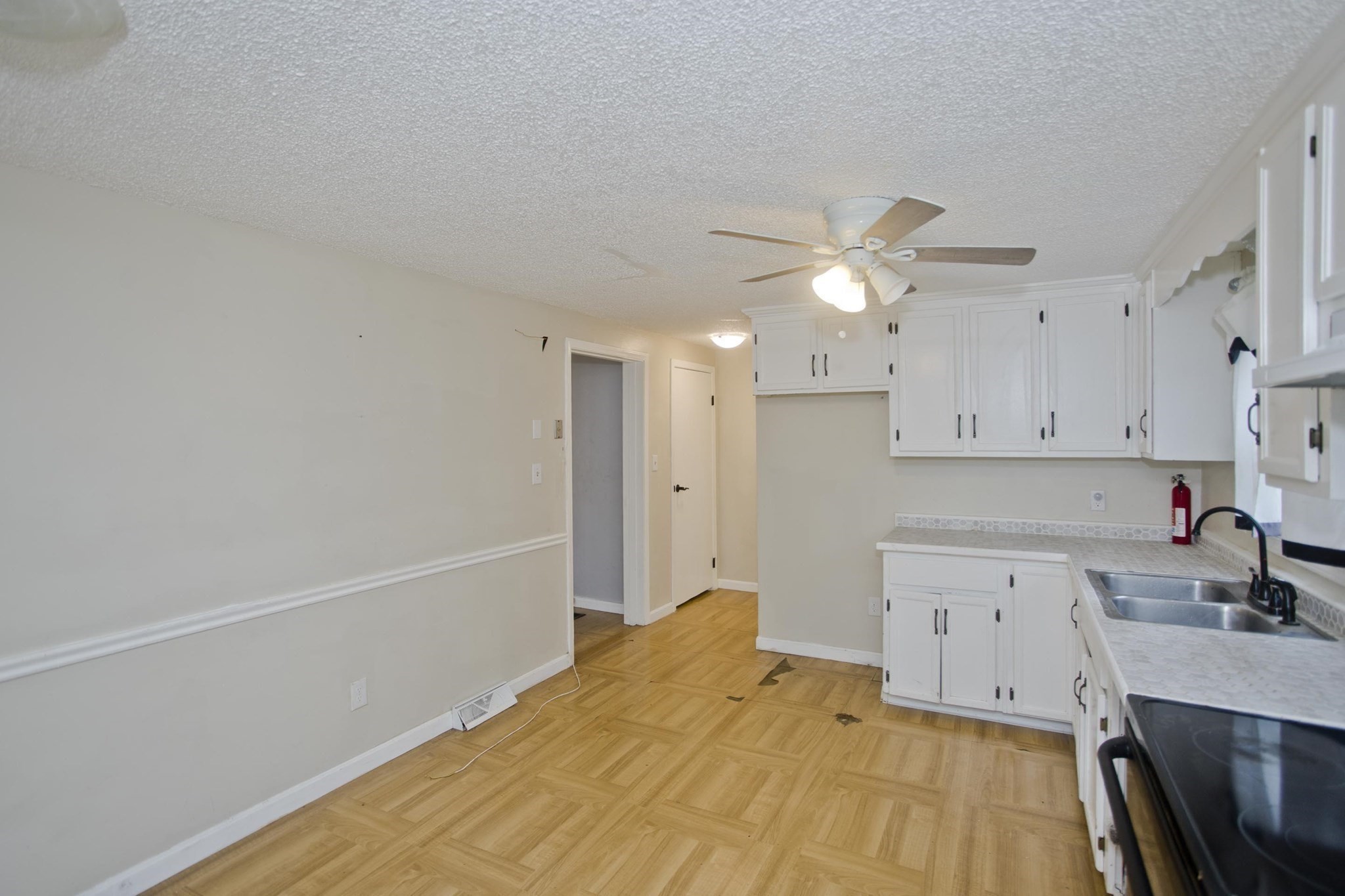 75-79 Greene Street Springfield, MA 01109 - Photo 9 of 29 Gallery Image 9