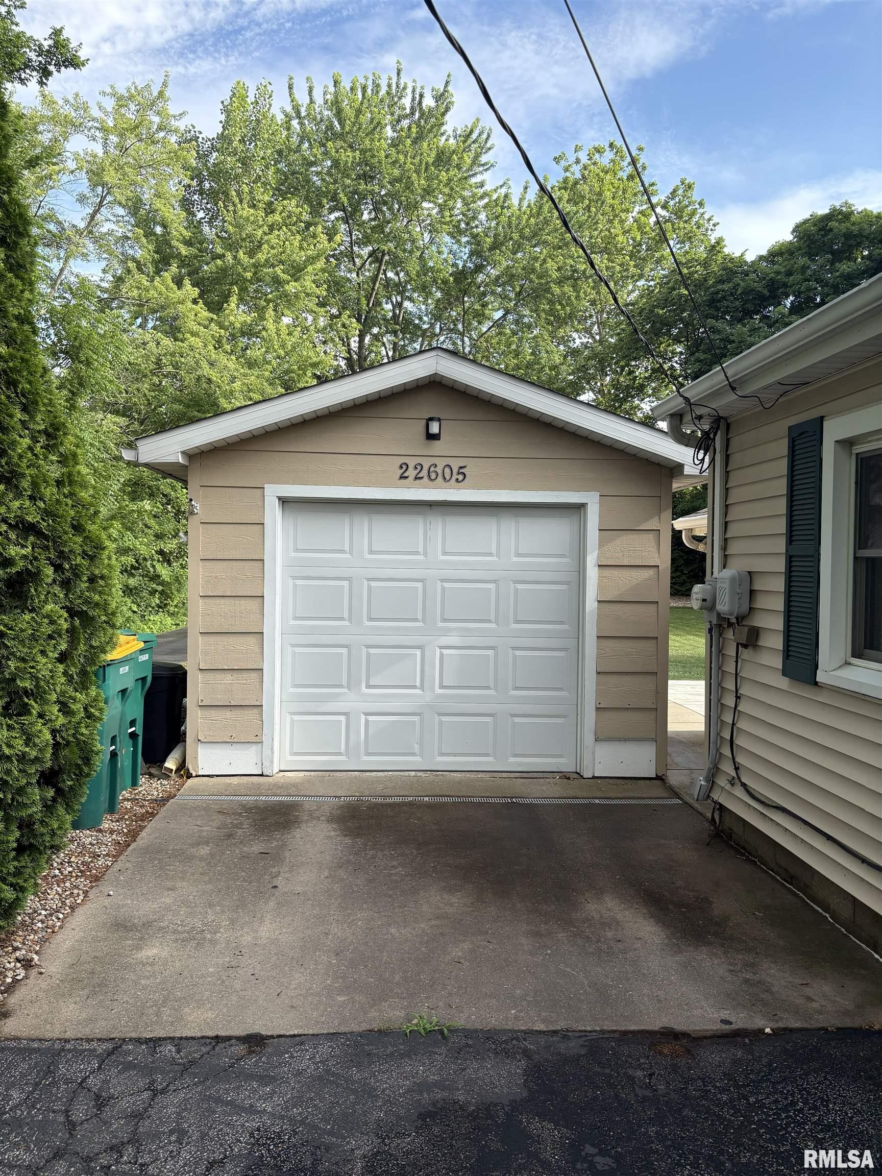 22605 Veterans Road Morton, IL 61550 - Photo 4 of 11