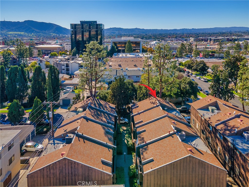 330 North 5th Street Burbank, CA 91501 - Photo 9 of 13 an aerial view of multiple houses with yard