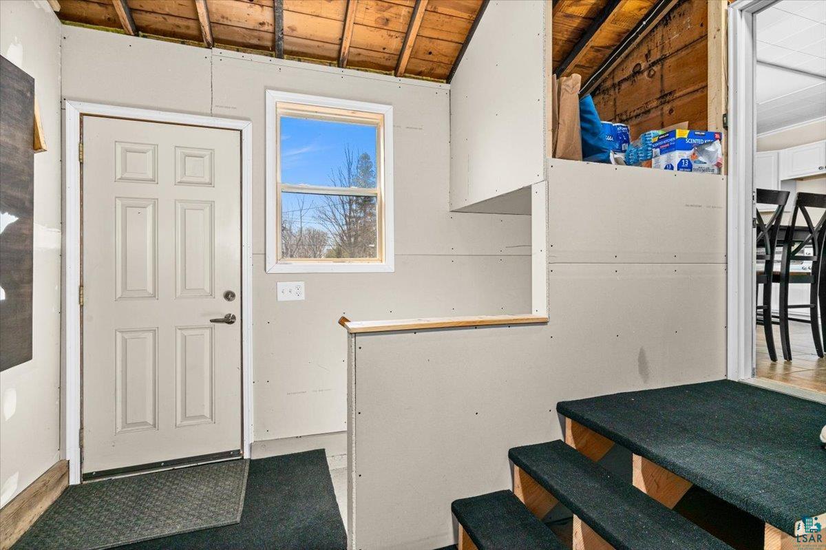 240 West Redwing Street Duluth, MN 55803 - Photo 17 of 35
