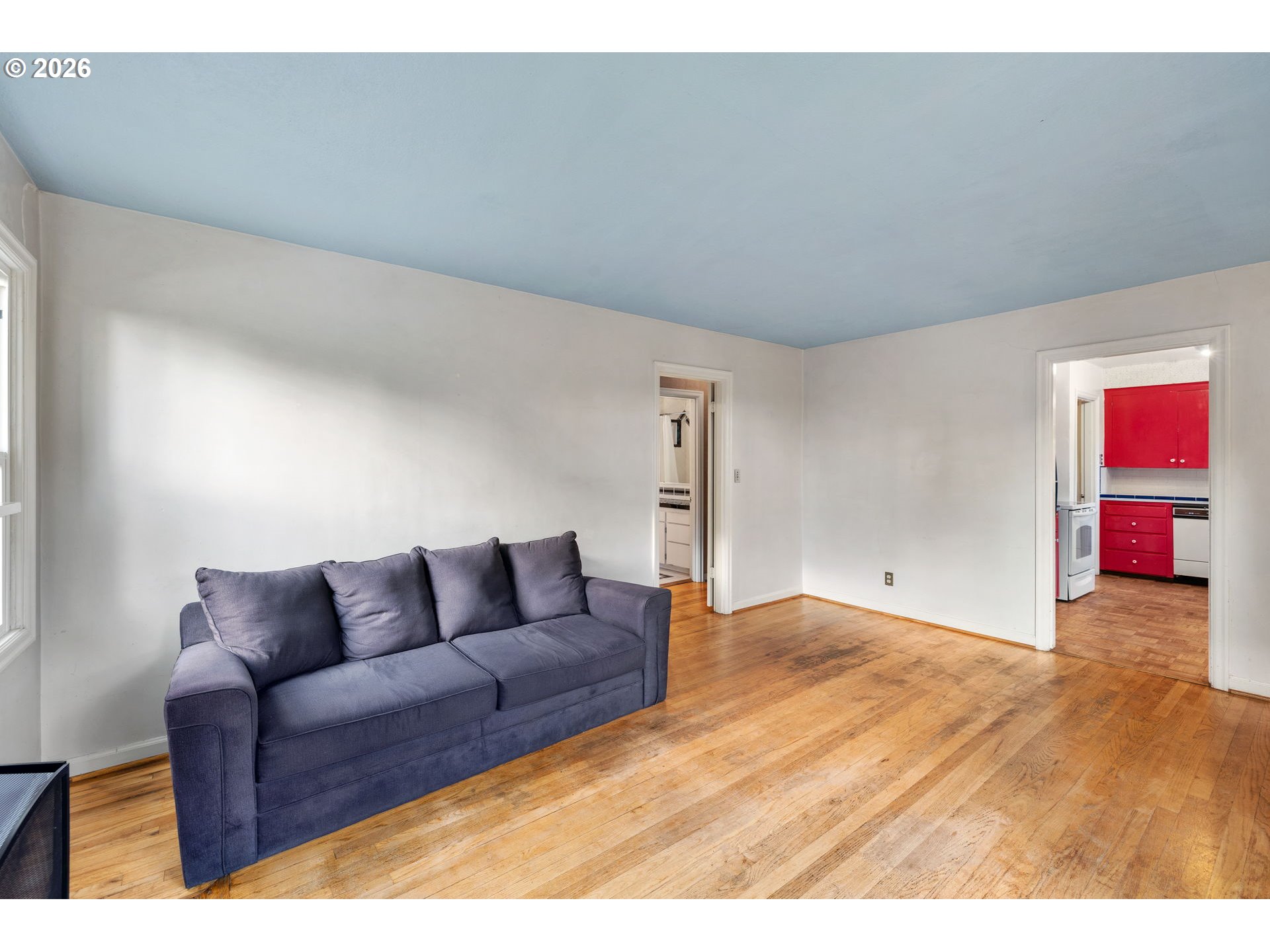 2231 Southwest Martha Street Portland, OR 97239 - Photo 4 of 47