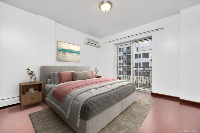 $728,000 | 132-36 Pople Avenue, Unit 3A | Flushing