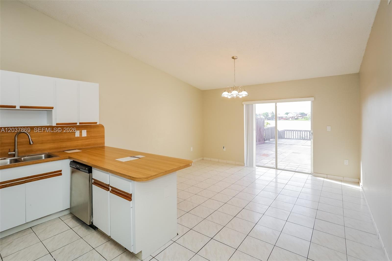 14979 Southwest 63rd Street Miami, FL 33193 - Photo 5 of 15