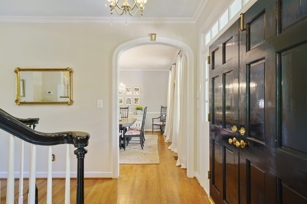 1216 Weldon Place Raleigh, NC 27608 - Photo 5 of 41 Photo 5