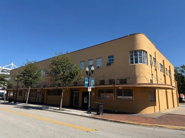 $995 | 221 South Parramore Avenue, Unit 7A, Orlando, FL 32805