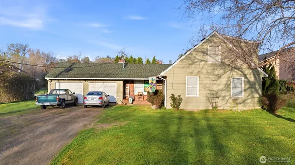 $980,000 | 1420 South College Avenue, Unit 3, College Place, WA 99324