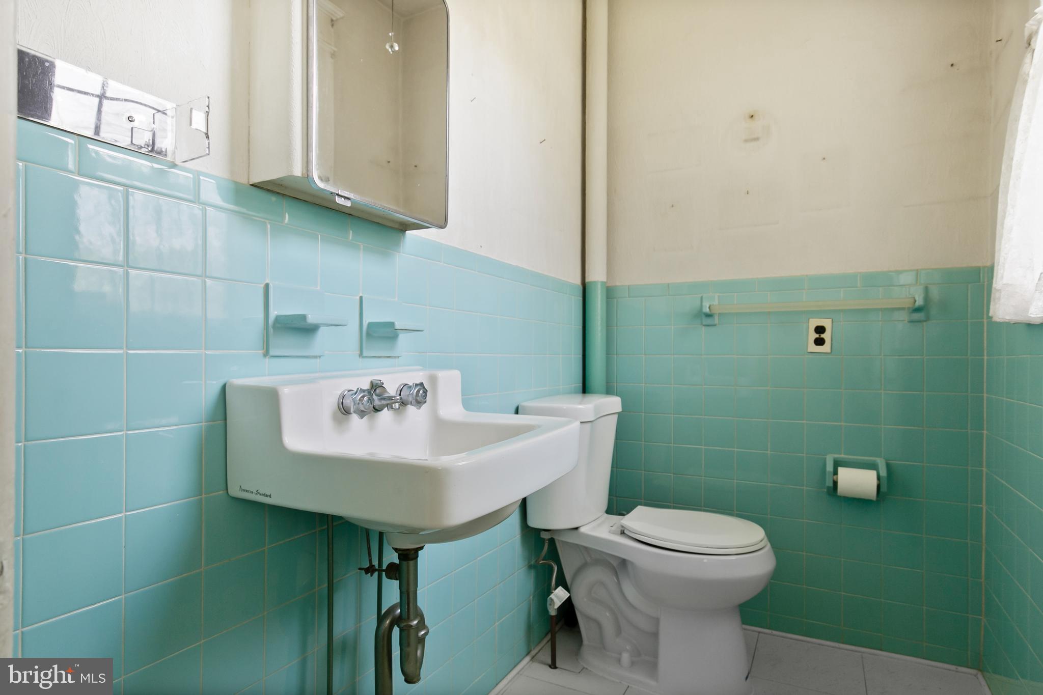 303 2nd Street Riverton, NJ 08077 - Photo 18 of 32 Half Bath