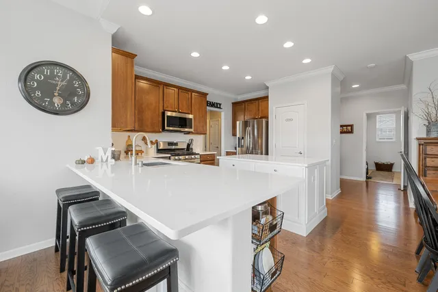 $830,000 | N42W22833 Beacon Court, Pewaukee, WI 53072