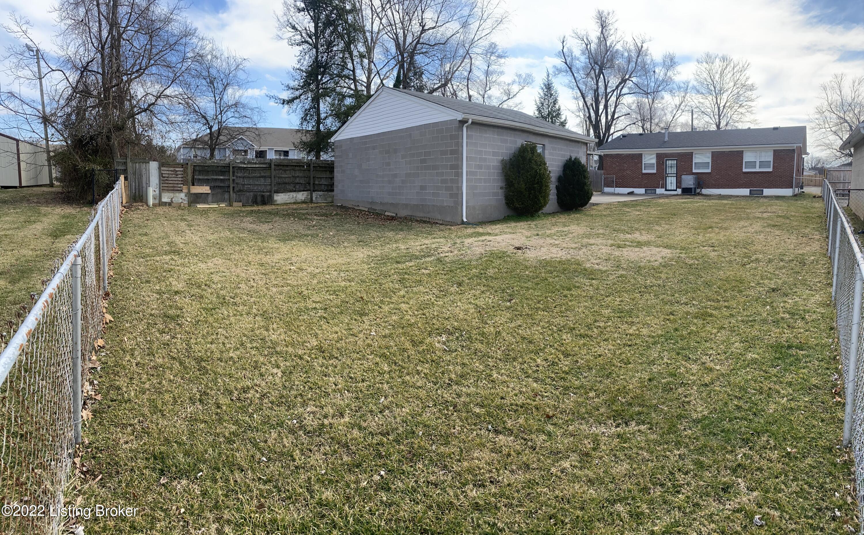 3403 Eva Road Louisville, KY 40216 - Photo 25 of 25 IMG-3027