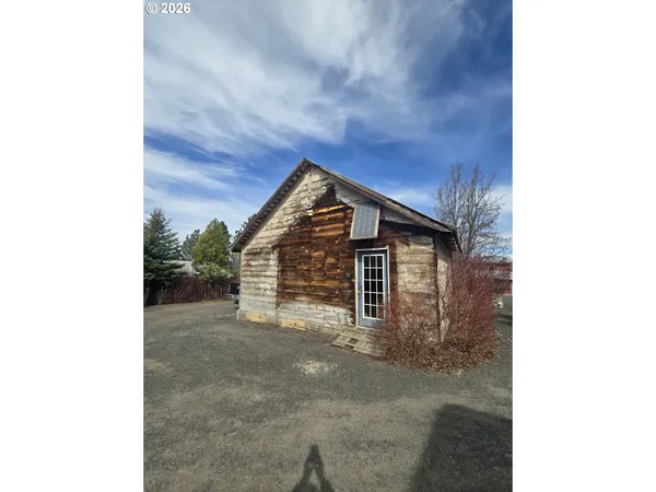 $495,000 | 704 Residence Street, Enterprise, OR 97828