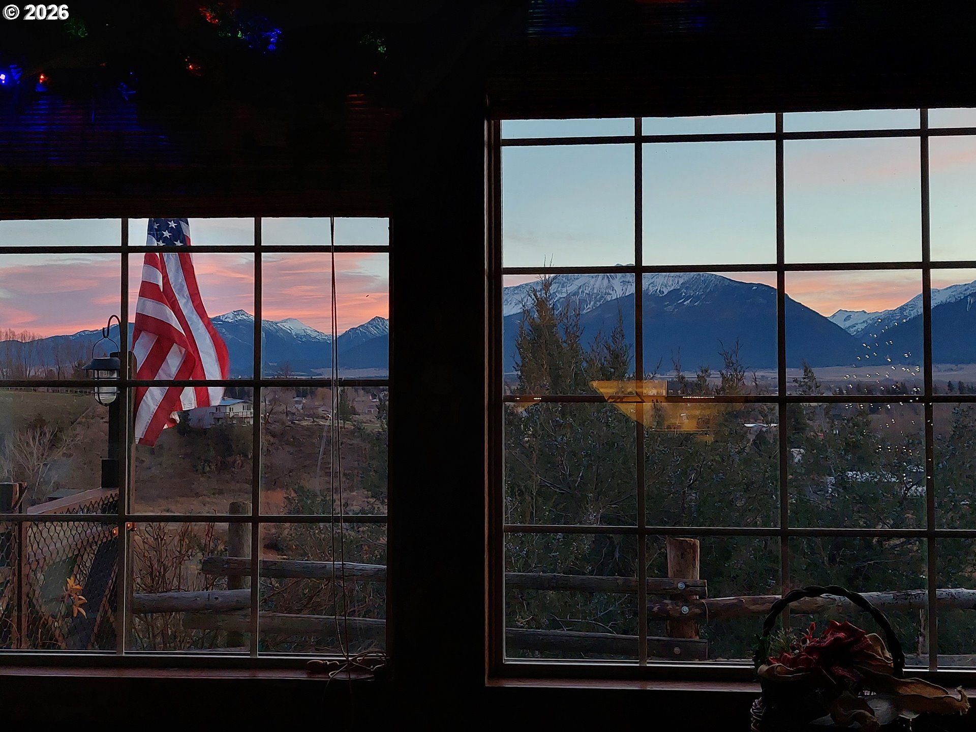 704 Residence Street Enterprise, OR 97828 - Photo 7 of 26 a bathroom with a glass shower door