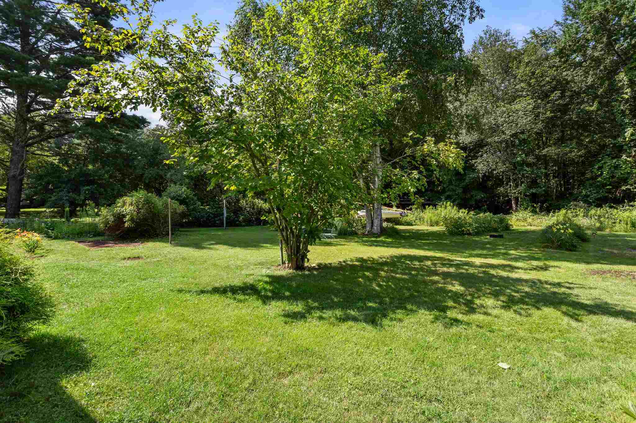 3 Crest Road Kingston, NH 03848 - Photo 33 of 40