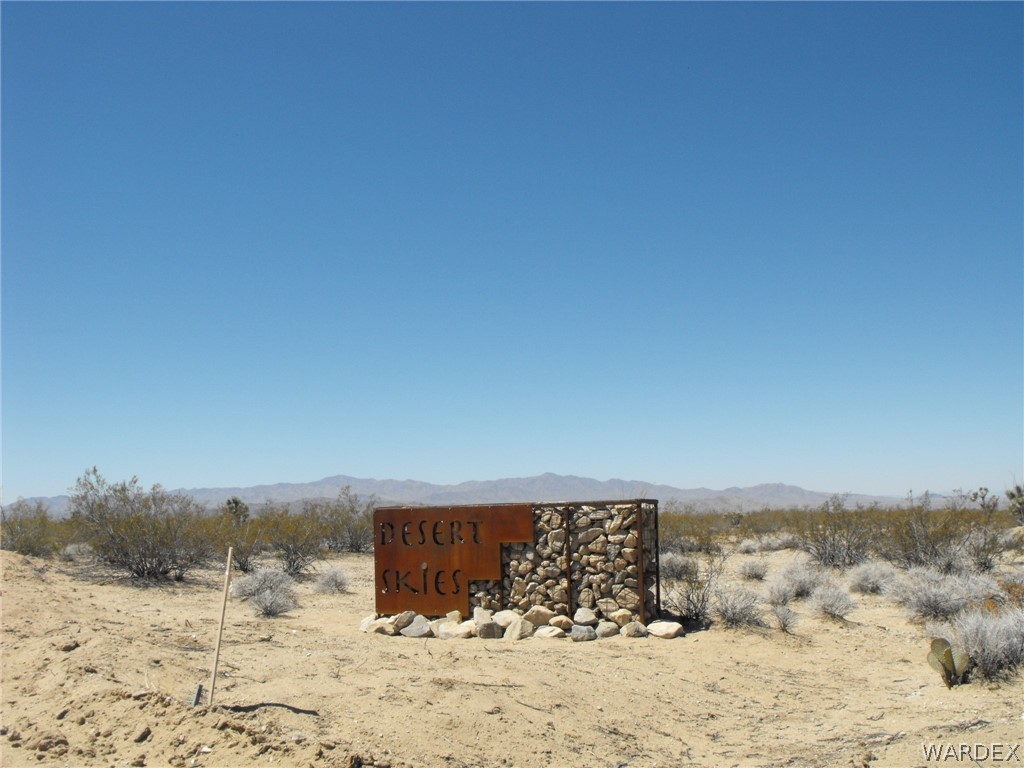 33 West Cielo Road Yucca, AZ 86438 - Photo 13 of 17 Gallery Image 13