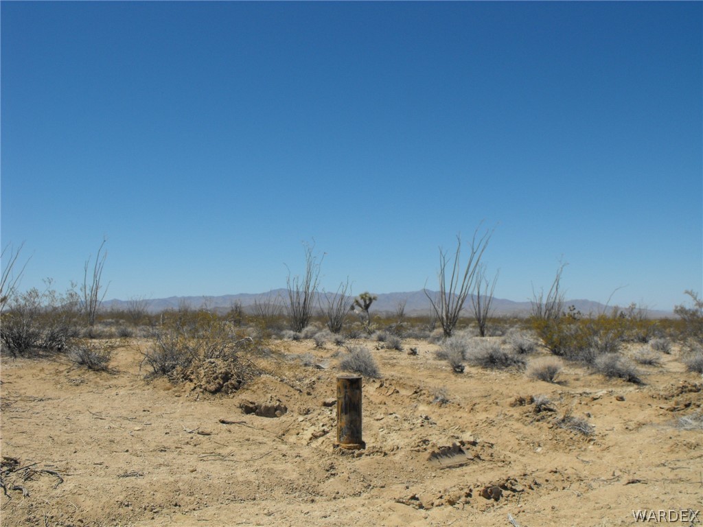 33 West Cielo Road Yucca, AZ 86438 - Photo 5 of 17 Gallery Image 5