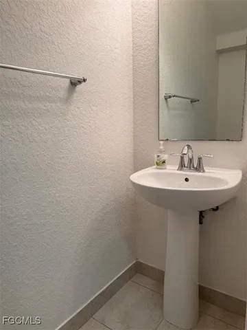 $215,000 | 824 Sweet Lake Circle, Clewiston, FL 33440