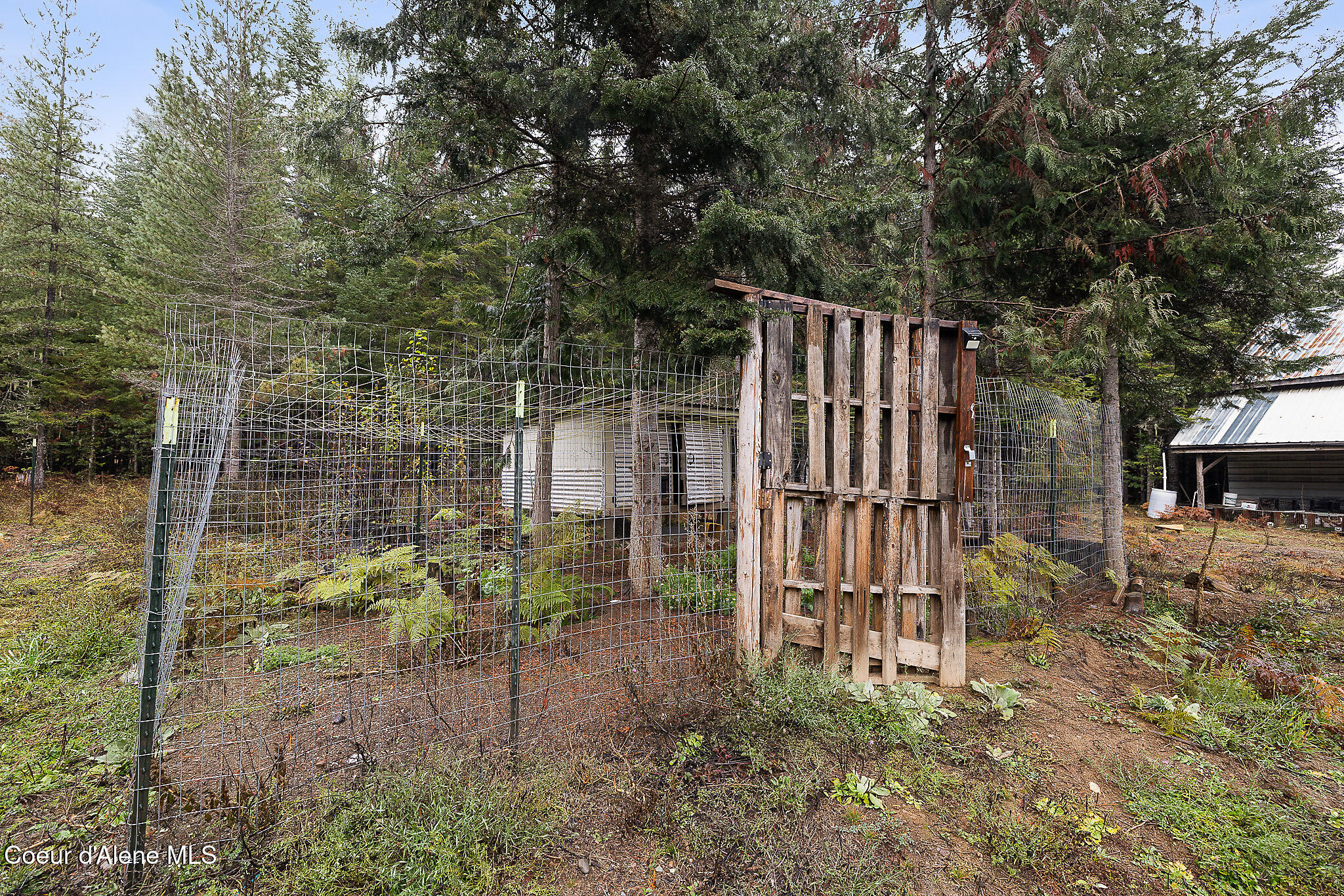 346 Old Range Road Clark Fork, ID 83811 - Photo 27 of 40 26