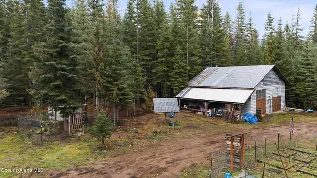 $379,900 | 346 Old Range Road, Clark Fork, ID 83811