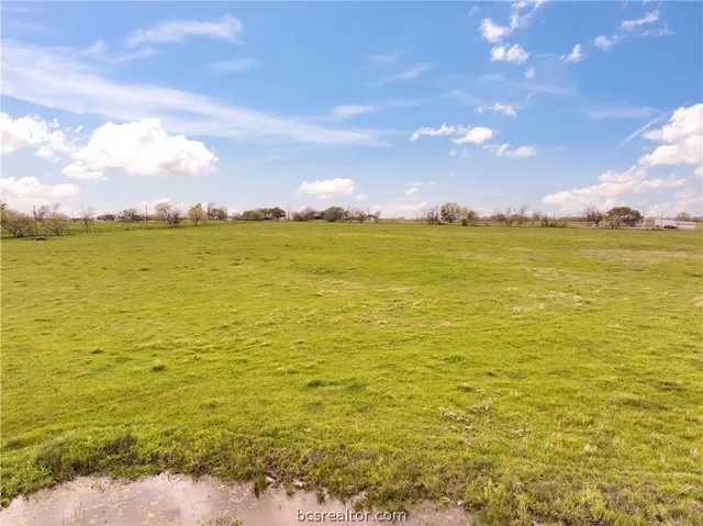 $617,500 | 244 St Iola Tx 77861, Iola, TX 77861