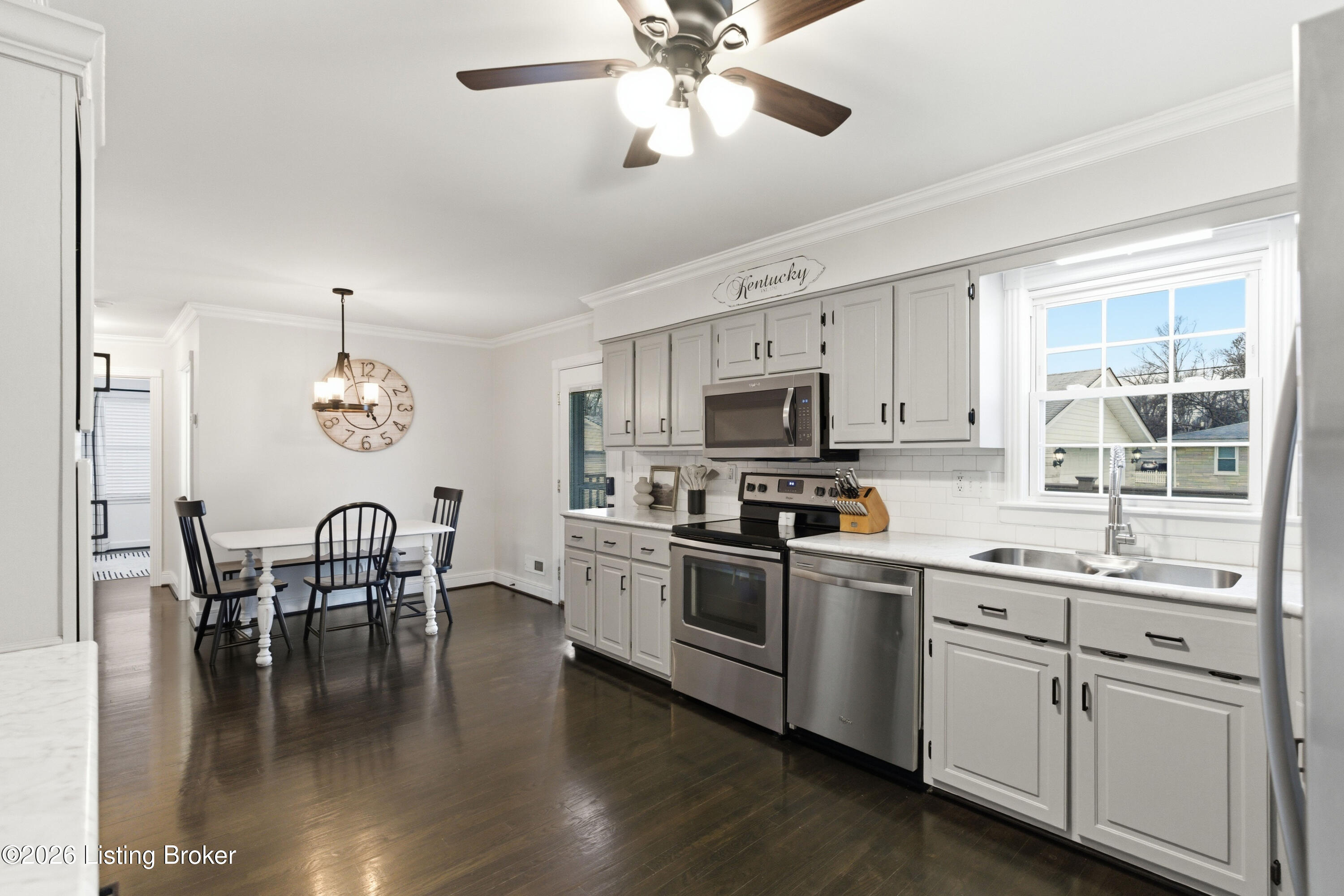 2859 Sheldon Road Louisville, KY 40218 - Photo 22 of 44 DSC09075