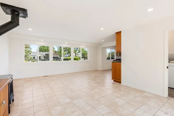 $1,050,000 | 19356 Orange Avenue, Sonoma, CA 95476