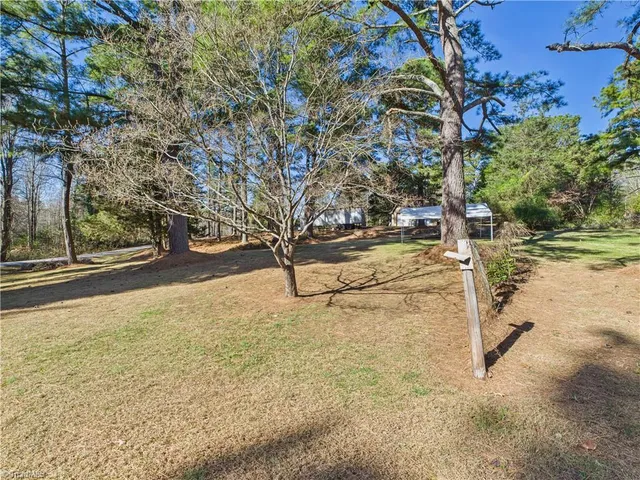 $300,000 | 4804 Old Lexington Road, Asheboro, NC 27205