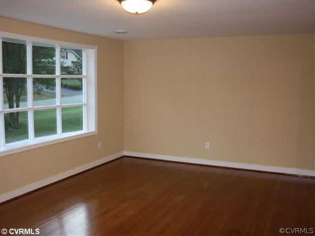 1219 Apex Road North Chesterfield, VA 23235 - Photo 8 of 10 Living Room