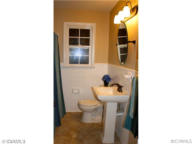 1219 Apex Road North Chesterfield, VA 23235 - Photo 10 of 10 Basement - Hall Bath Room on Upper Level