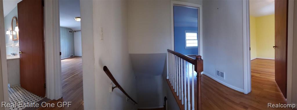 1325 Torrey Road Grosse Pointe Woods, MI 48236 - Photo 16 of 38