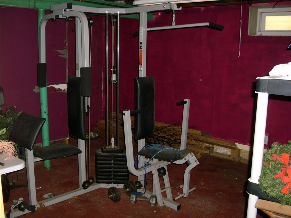 20 Custer Street Warwick, RI 02889 - Photo 13 of 18