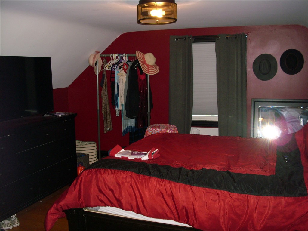 20 Custer Street Warwick, RI 02889 - Photo 8 of 18