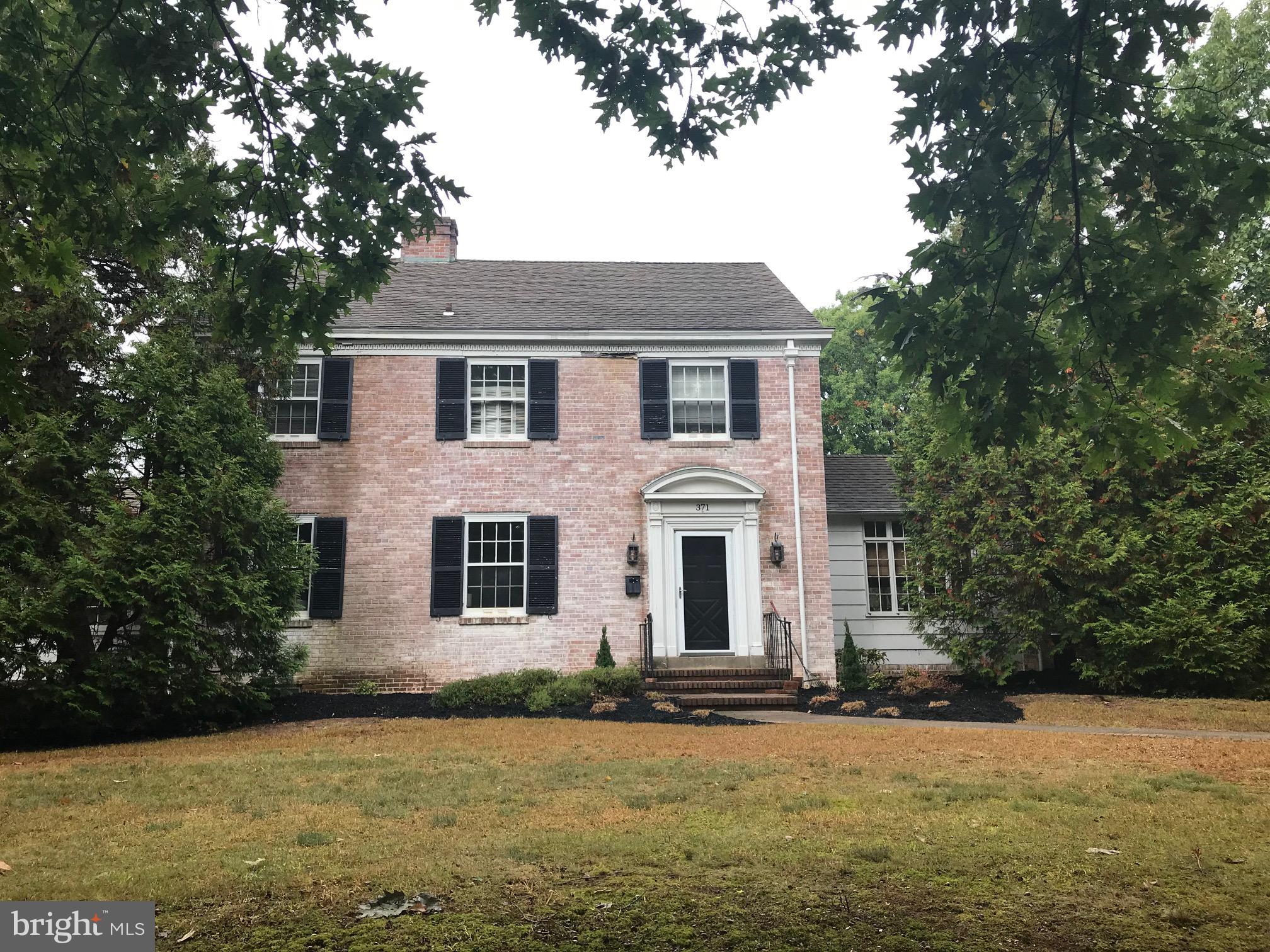371 Grand View Road Pottstown, PA 19464 - Photo 1 of 18 Gallery Image 1