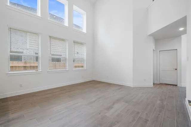 $399,990 | 12846 Meadow Wind Way, Conroe, TX 77302