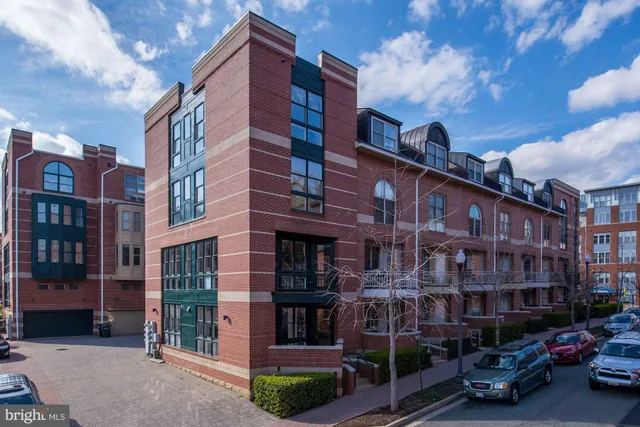 $1,579,000 | 1662 North Quinn Street, Arlington, VA 22209