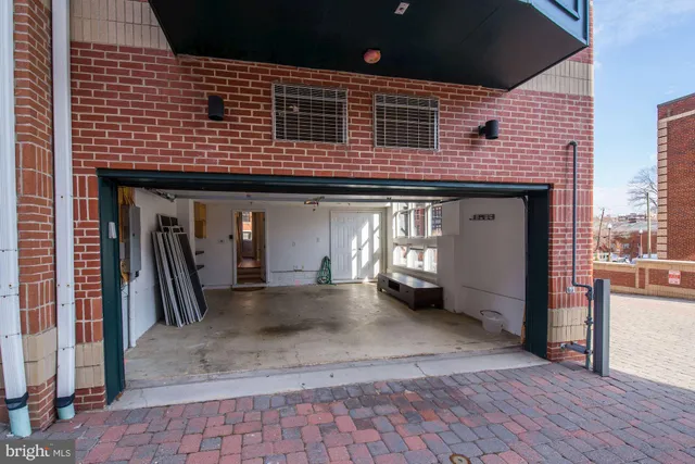 $1,579,000 | 1662 North Quinn Street, Arlington, VA 22209