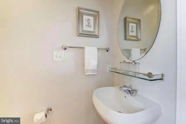 $1,579,000 | 1662 North Quinn Street, Arlington, VA 22209