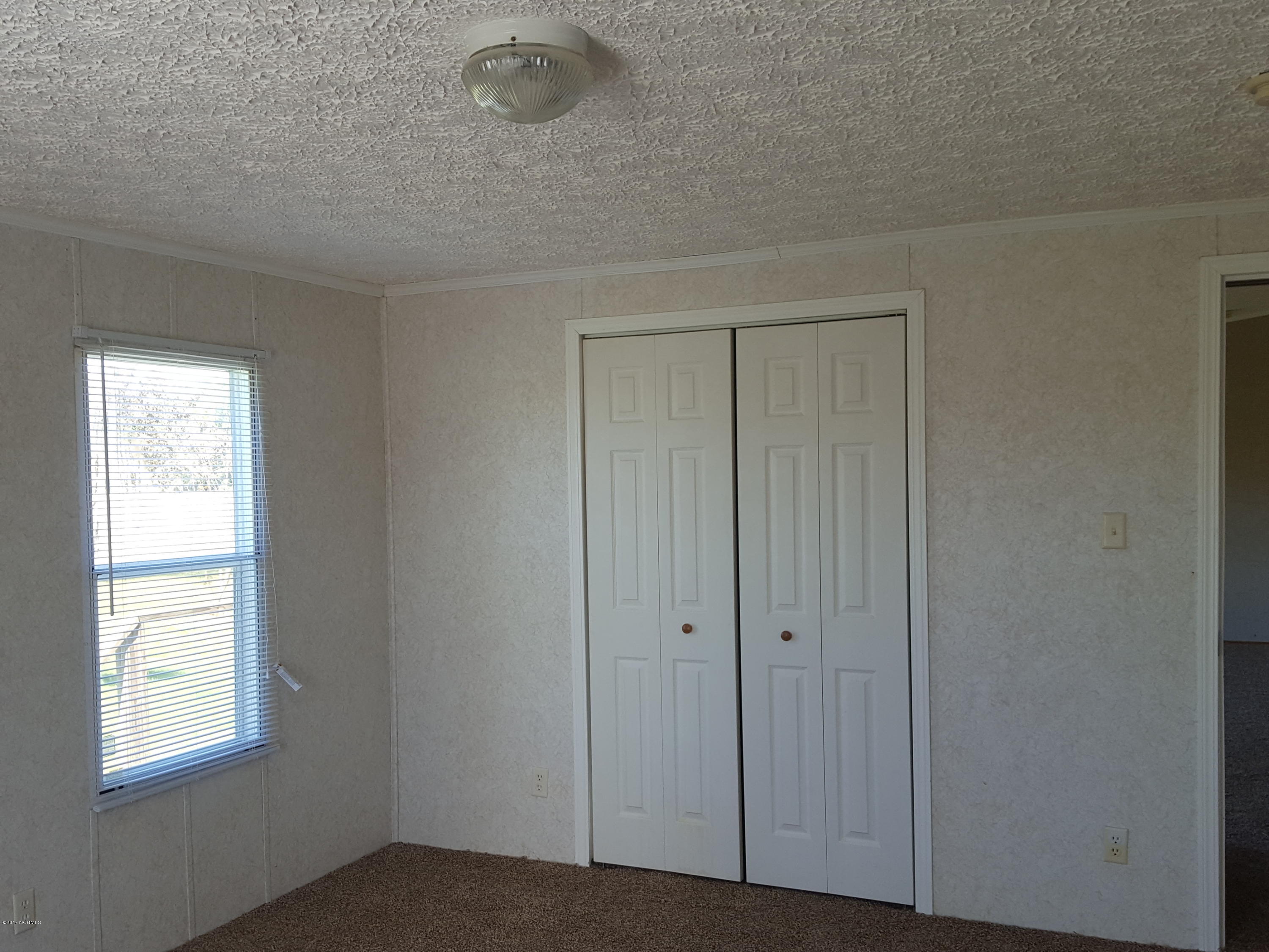 559 Kleber Croom Road Kinston, NC 28504 - Photo 11 of 13 20171020_115002
