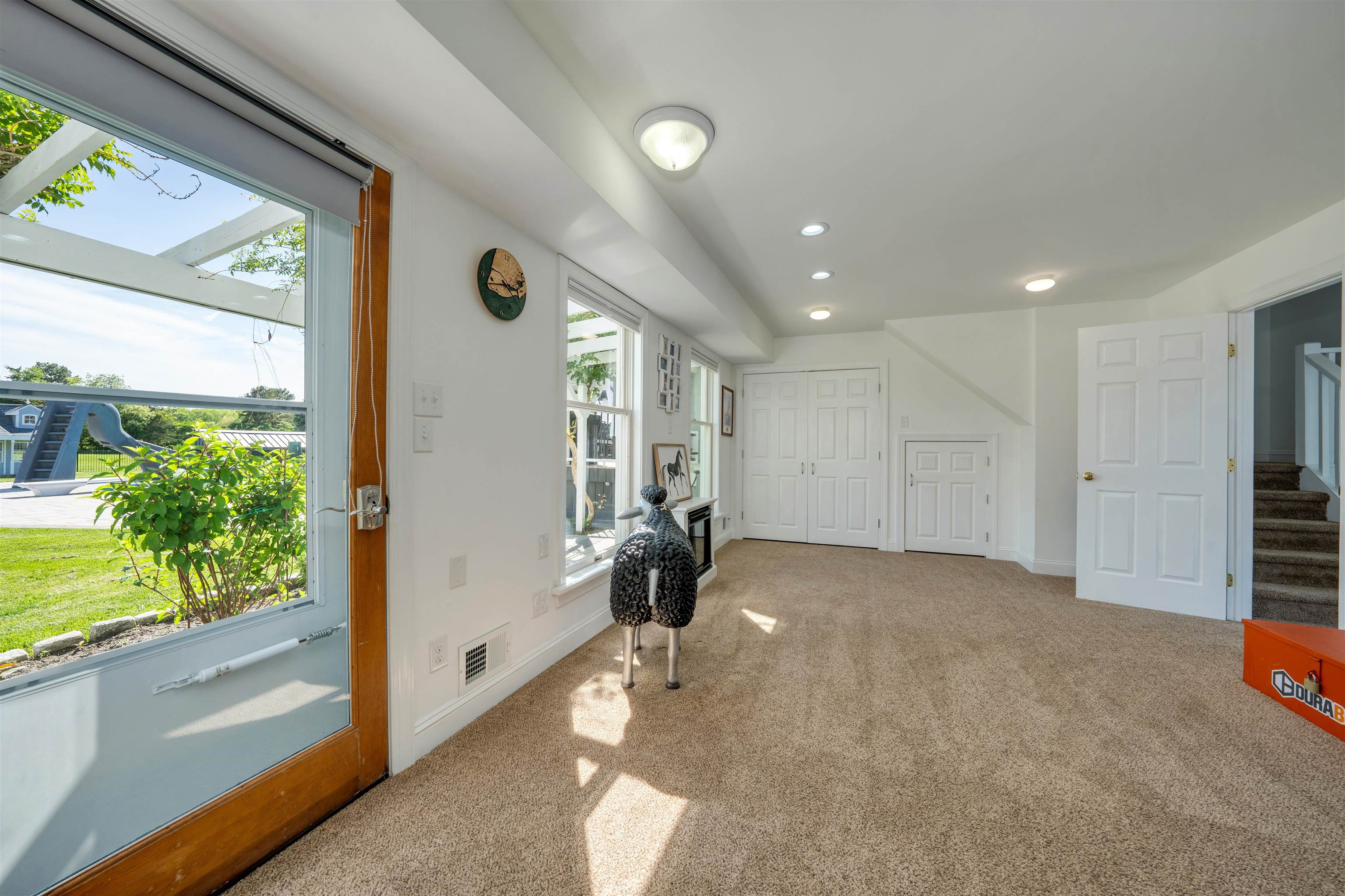 892 Weeks Landing Road Erma, NJ 08204 - Photo 37 of 50 a view of livingroom with furniture