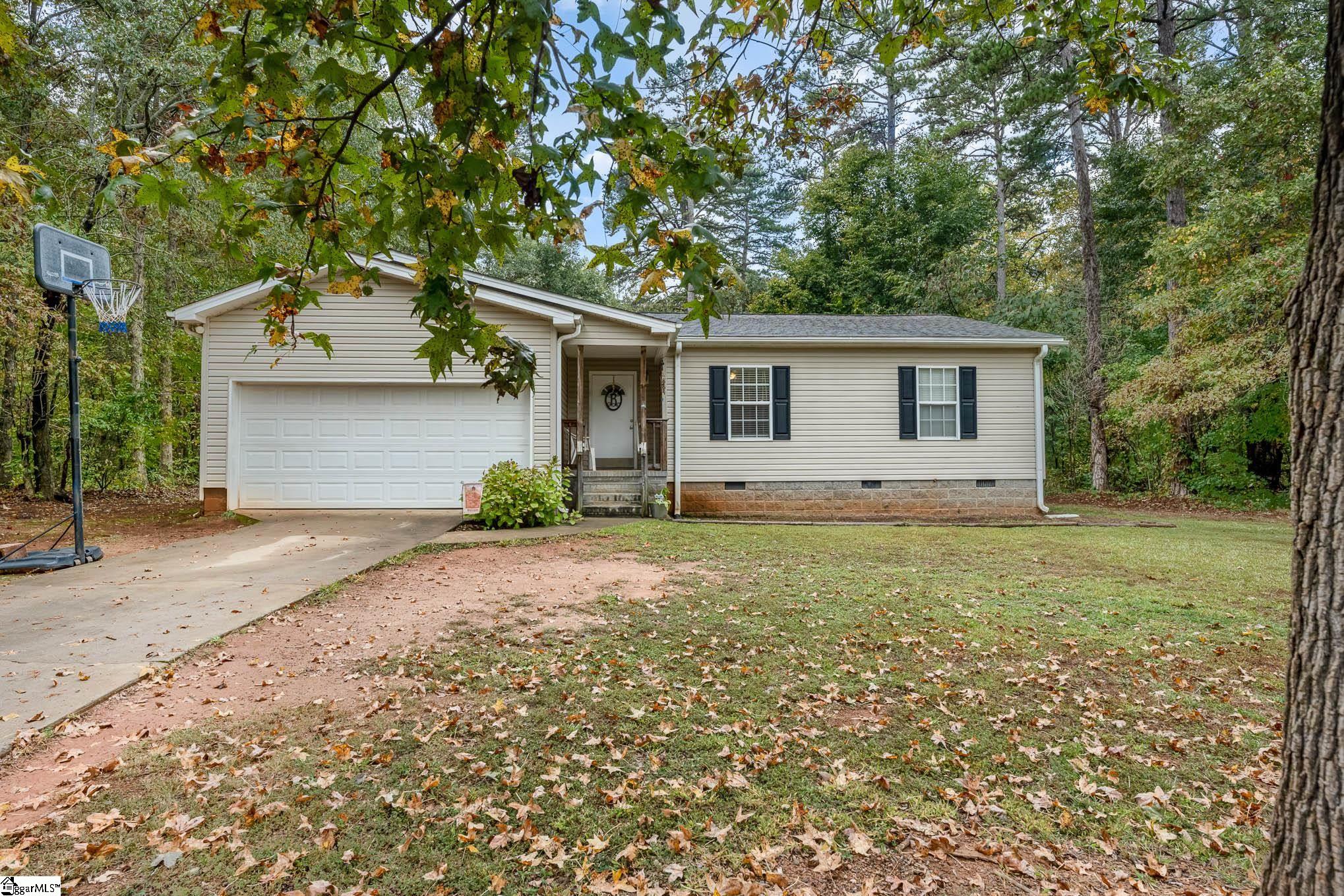 864 Gilliam Road Greer, SC 29651 - Photo 1 of 26