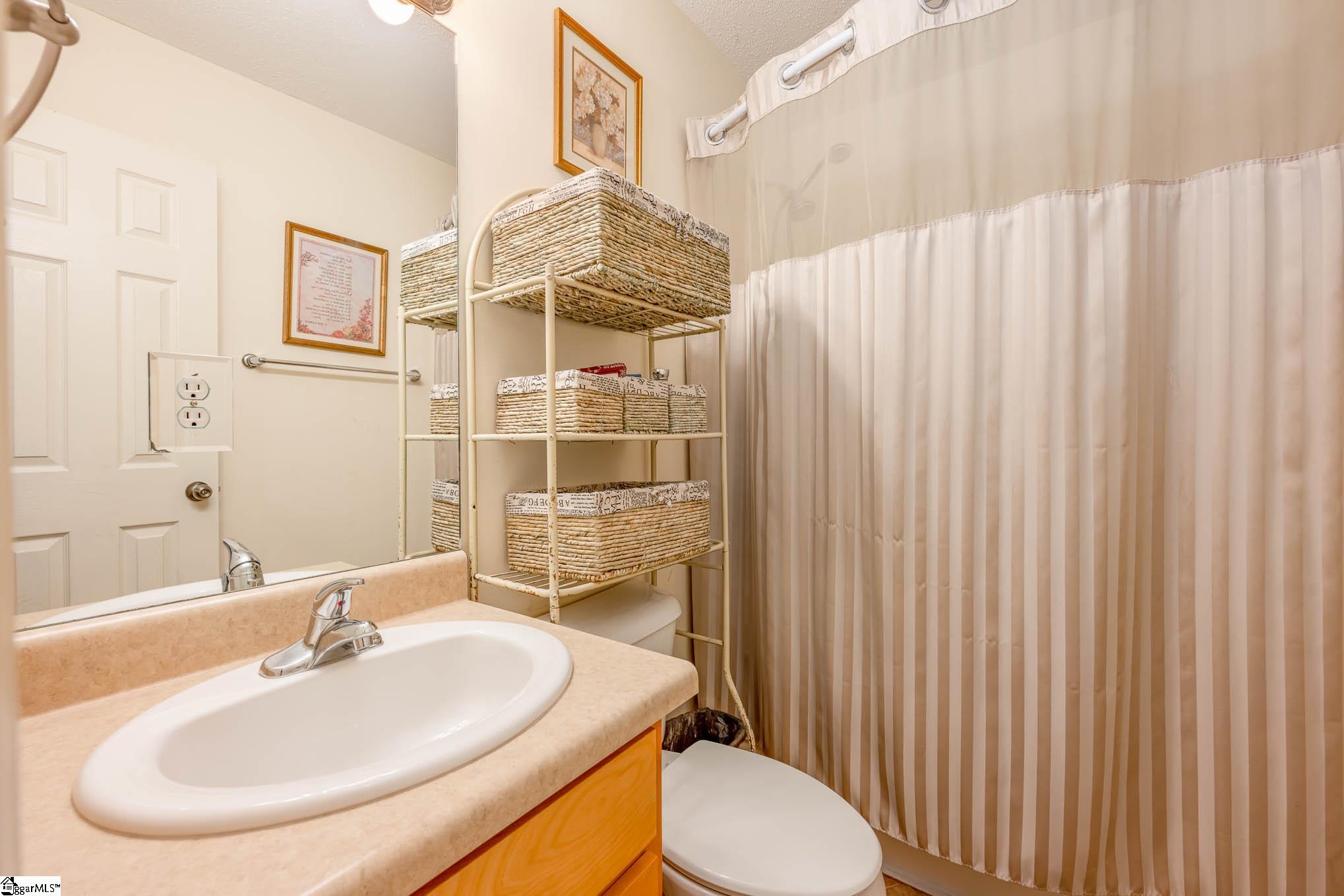 864 Gilliam Road Greer, SC 29651 - Photo 16 of 26