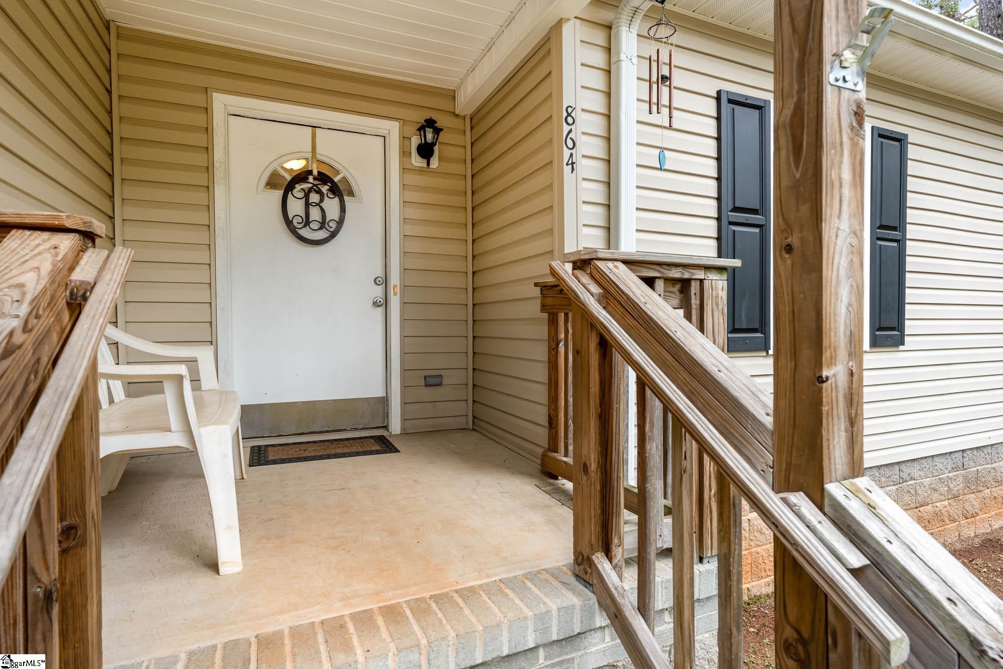 864 Gilliam Road Greer, SC 29651 - Photo 3 of 26