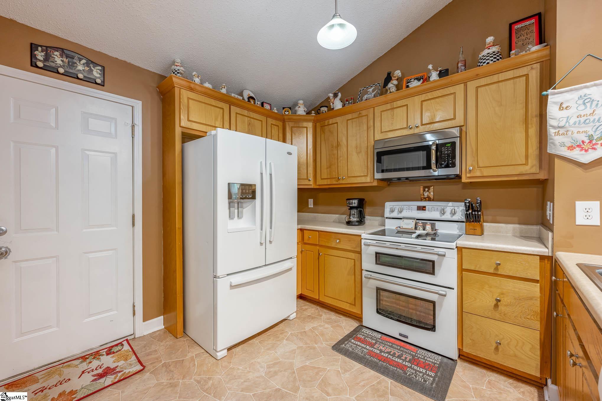 864 Gilliam Road Greer, SC 29651 - Photo 10 of 26