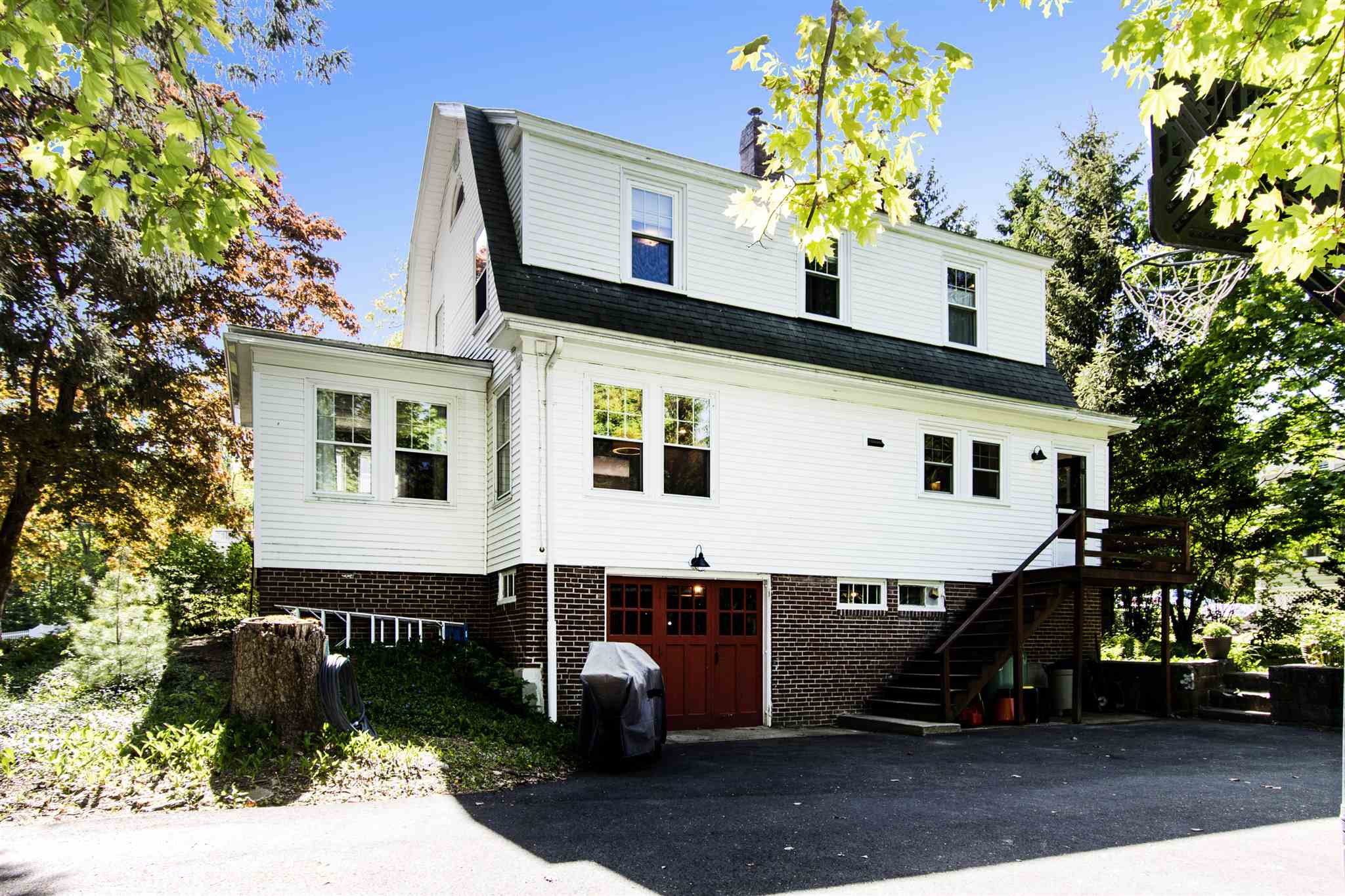 8 Bayview Road Durham, NH 03824 - Photo 6 of 40 Gallery Image 6